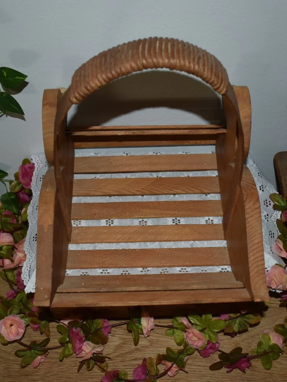 Vintage Handmade Painted Wood Duck Storage Basket Cottage Farmhouse Decor